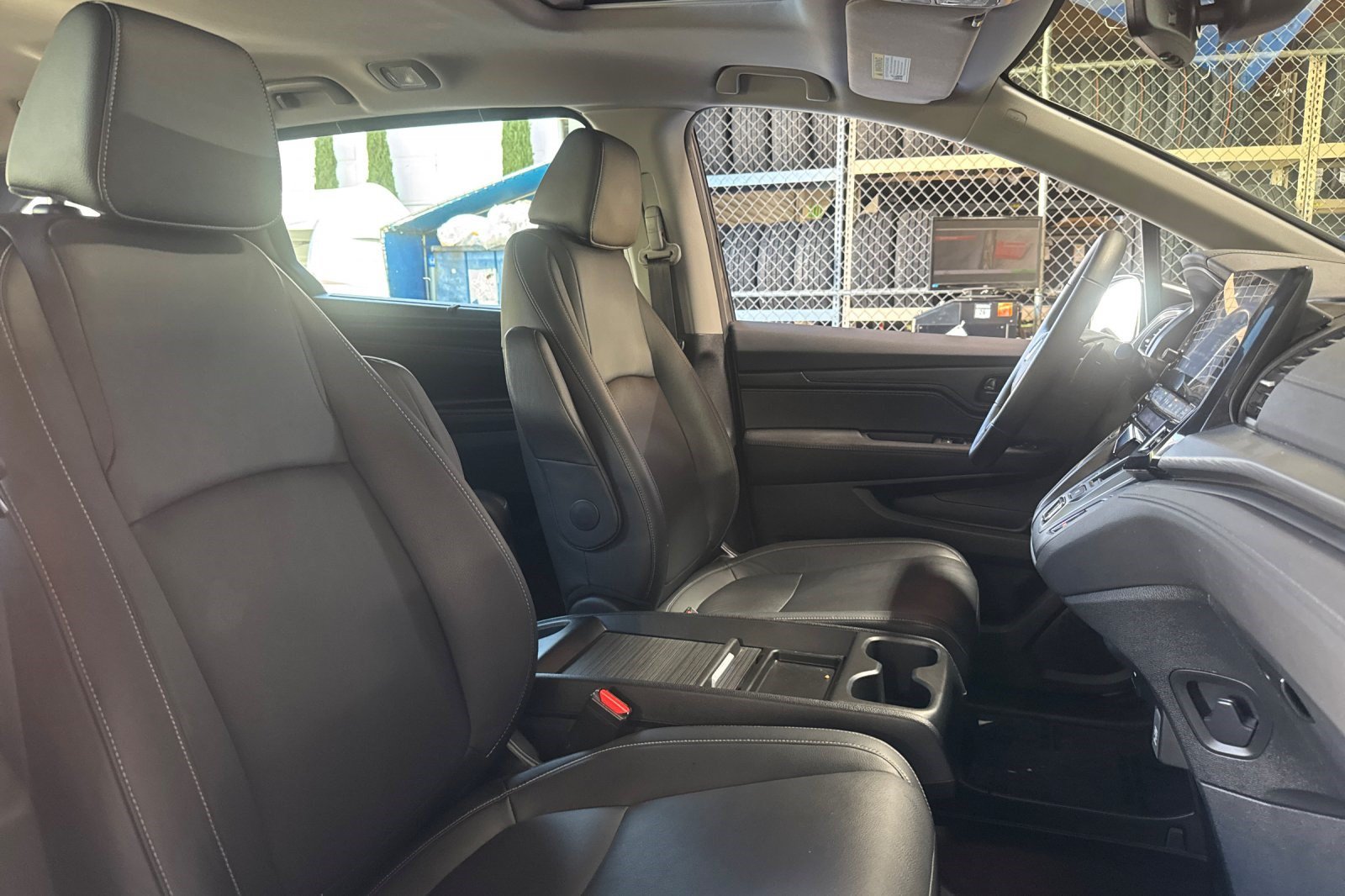 Used 2024 Honda Odyssey EX-L image 23