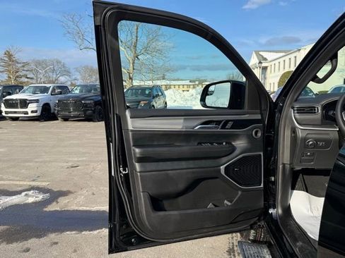 New 2026 Jeep Grand Wagoneer L Limited image 22