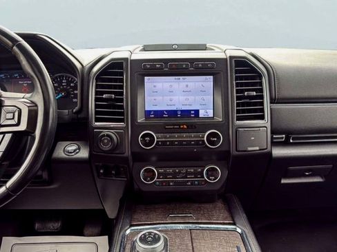 Used 2021 Ford Expedition Max Limited image 11