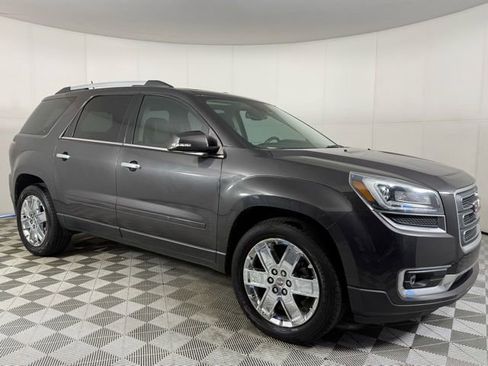 Used 2017 GMC Acadia Limited SLT image 12