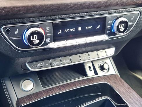 Used 2023 Audi Q5 2.0T Premium Plus w/ Premium Plus Package image 17