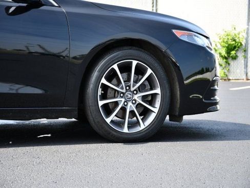 Used 2017 Acura TLX V6 SH-AWD w/ Technology Pkg image 9