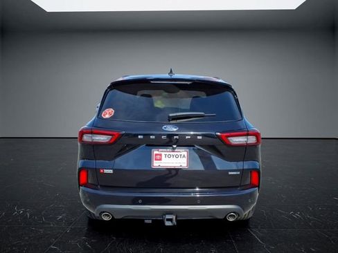 Used 2024 Ford Escape ST-Line Elite w/ Premium Technology Package AWD/4WD image 4