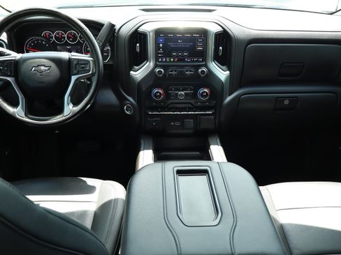 Used 2021 Chevrolet Silverado 1500 LT Trail Boss w/ Convenience Package II AWD/4WD image 25