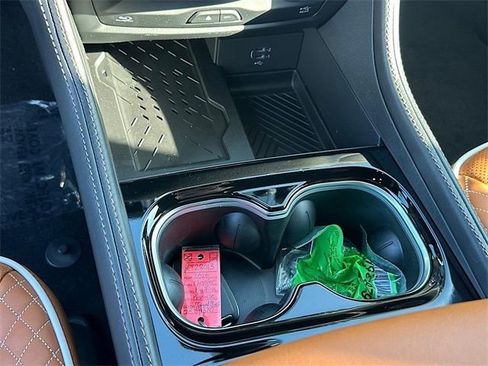 New 2026 Chrysler Pacifica Pinnacle image 23