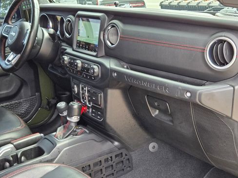 Used 2020 Jeep Wrangler Unlimited Rubicon w/ Quick Order Package 28Y Recon AWD/4WD image 26