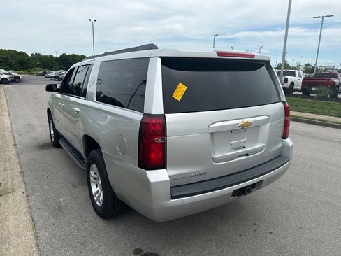 Used 2018 Chevrolet Suburban LT AWD/4WD image 4