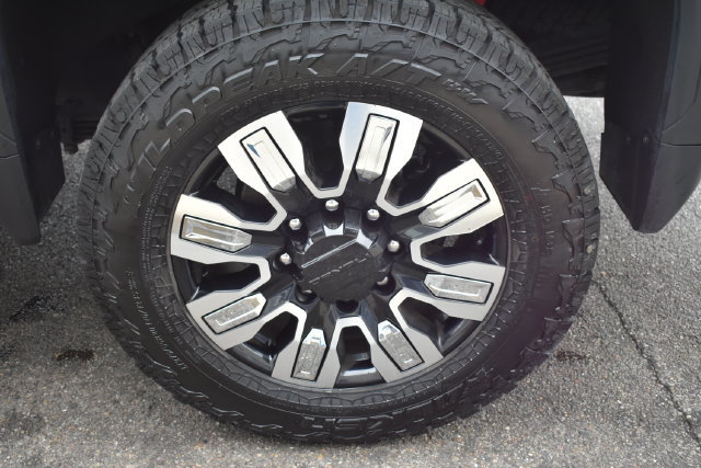 Used 2025 GMC Sierra 2500 Denali w/ Denali Reserve Package AWD/4WD image 52