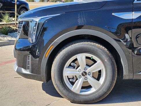 New 2026 Kia Sorento LX image 5