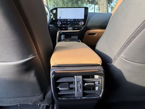 Used 2026 Lexus NX 350 AWD w/ Cold Area Package image 36