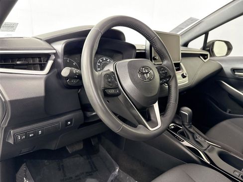 Certified 2024 Toyota Corolla SE w/ Convenience Package image 4