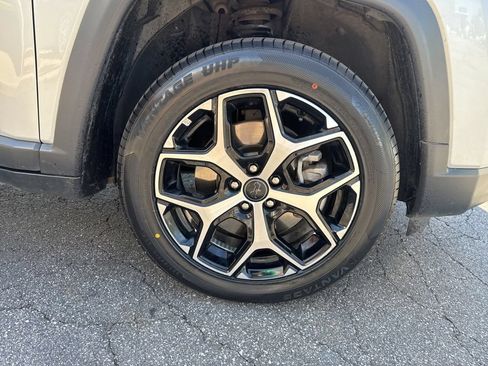 Used 2025 Jeep Compass Limited AWD/4WD image 49