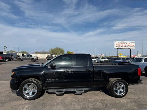 Used 2019 Chevrolet Silverado 1500 Custom w/ Custom Convenience Package RWD image 4