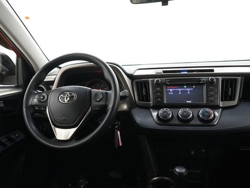 Used 2015 Toyota RAV4 LE image 14