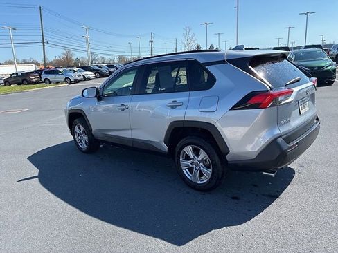 Used 2025 Toyota RAV4 XLE image 10