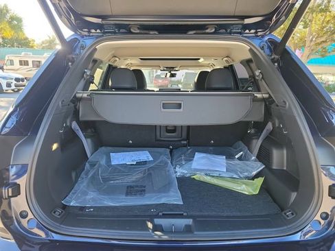 New 2026 Mitsubishi Outlander SE image 11