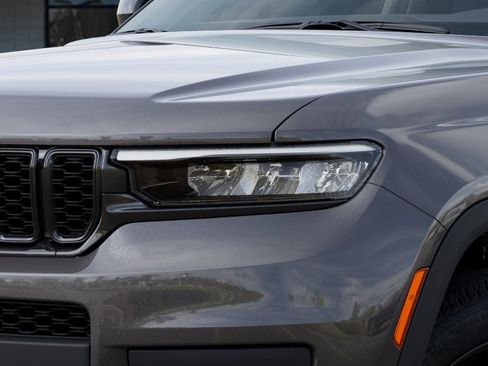 New 2025 Jeep Grand Cherokee L Altitude AWD/4WD image 32