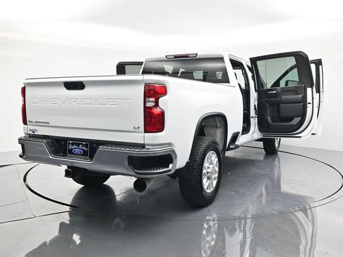 Used 2023 Chevrolet Silverado 2500 LT AWD/4WD image 54