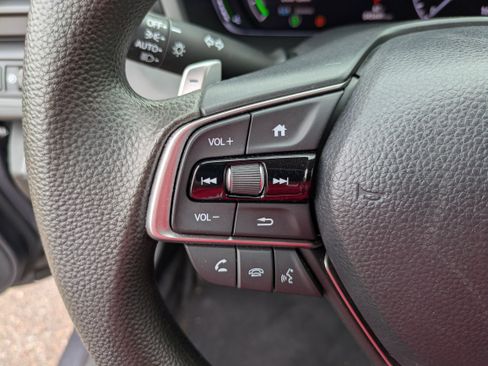 Used 2021 Honda Insight EX image 26