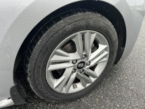 Used 2020 Hyundai Elantra Value Edition w/ Cargo Package (C1) image 7