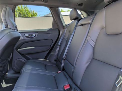 New 2026 Volvo XC60 T8 Ultra w/ Climate Package PRO AWD/4WD image 12