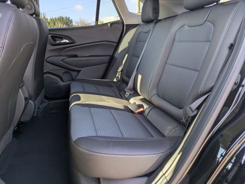 New 2026 Chevrolet Trax LT w/ Driver Confidence Package image 10