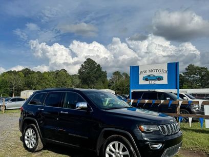 Used 2017 Jeep Grand Cherokee Limited w/ Luxury Group II