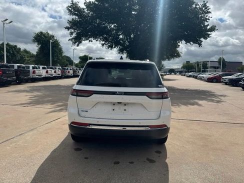 Used 2022 Jeep Grand Cherokee Limited 4xe AWD/4WD image 8