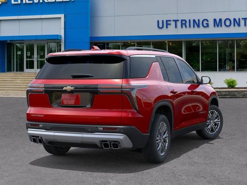 New 2026 Chevrolet Traverse LT w/ Driver Confidence Package FWD image 4