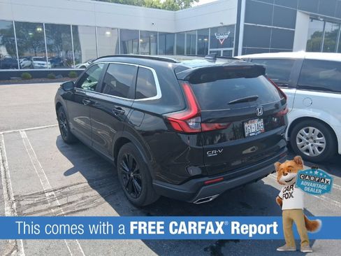 Used 2023 Honda CR-V Sport Touring image 3
