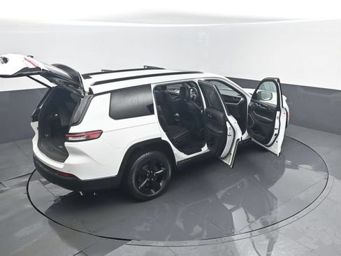 Used 2021 Jeep Grand Cherokee L Laredo AWD/4WD image 30
