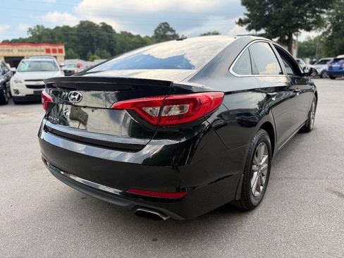 Used 2016 Hyundai Sonata SE FWD image 4