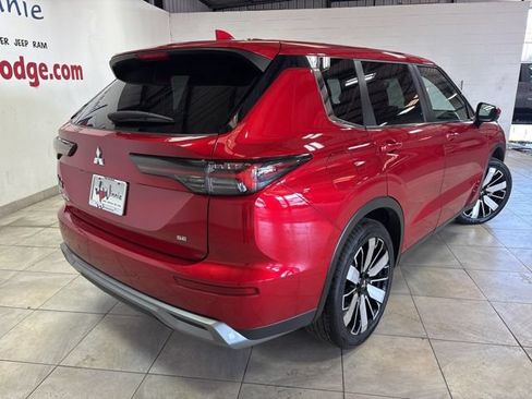 Used 2025 Mitsubishi Outlander SE FWD image 22
