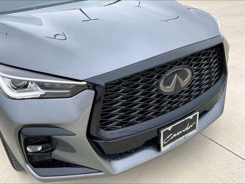 Used 2025 INFINITI QX50 Sport image 33