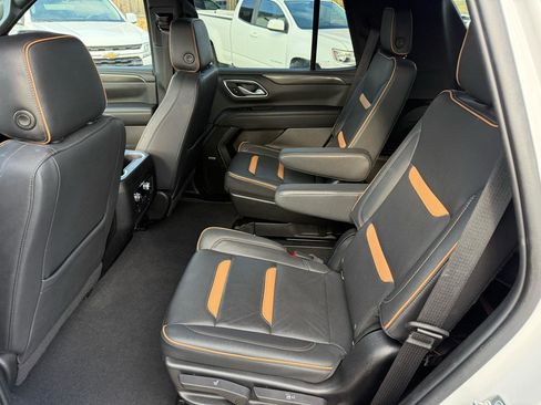 Used 2022 GMC Yukon AT4 w/ Max Trailering Package image 7