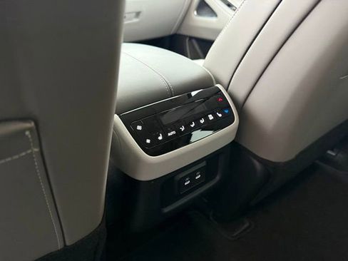 Certified 2026 INFINITI QX60 Luxe w/ Cargo Package image 13