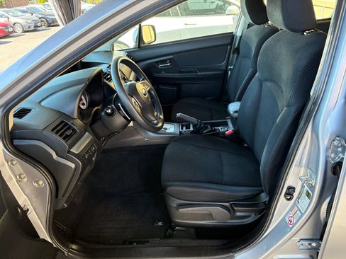 Used 2014 Subaru Impreza 2.0i Premium w/ Popular Package #1 AWD/4WD image 9