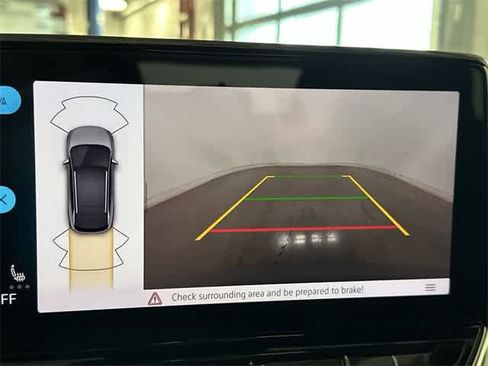 Used 2022 Volkswagen ID.4 Pro image 15