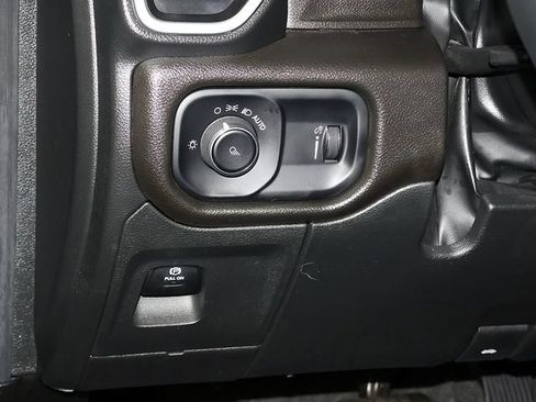 Used 2023 RAM 1500 Big Horn AWD/4WD image 24