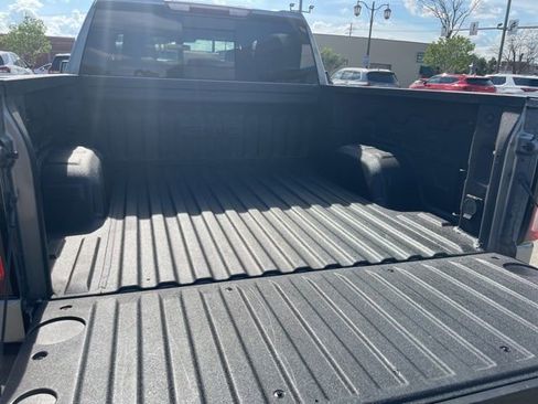 Certified 2021 GMC Sierra 1500 SLE w/ Preferred Package AWD/4WD image 37