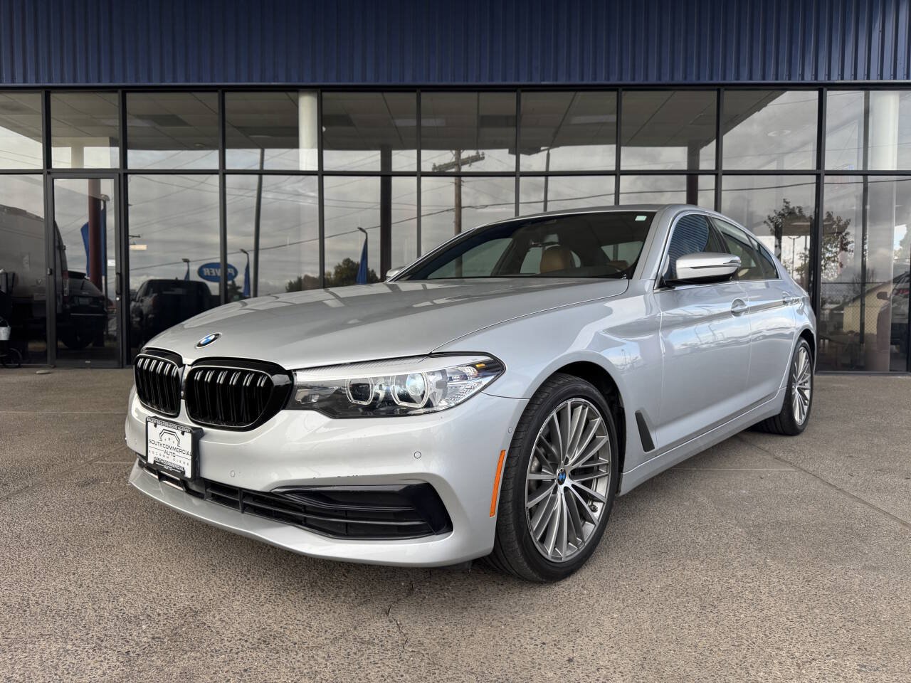 Used 2019 BMW 530i RWD image 1
