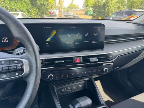 Used 2025 Kia K5 LXS image 17