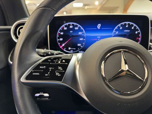 Certified 2025 Mercedes-Benz GLC 300 image 18