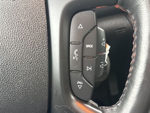 Used 2017 Buick Enclave Leather AWD/4WD image 16