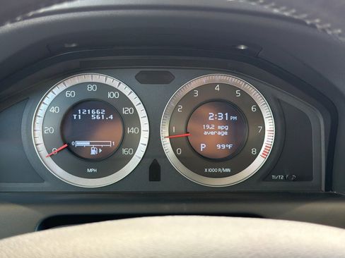 Used 2010 Volvo XC60 T6 AWD/4WD image 32
