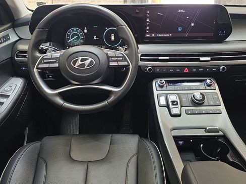 Used 2025 Hyundai Palisade SEL image 17