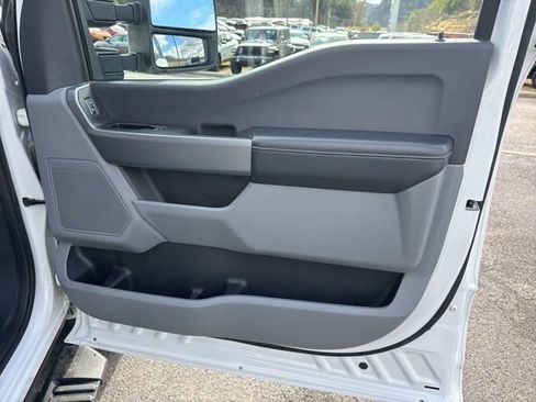 Used 2024 Ford F250 XLT image 25