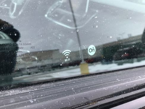 Certified 2024 Chevrolet Tahoe Z71 image 11