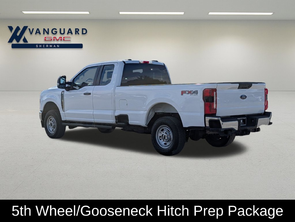 Used 2023 Ford F250 XL w/ 360-Degree Camera Package AWD/4WD image 4
