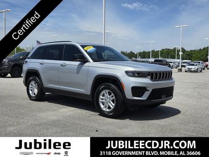 Used 2025 Jeep Grand Cherokee Laredo w/ Luxury Tech Group I